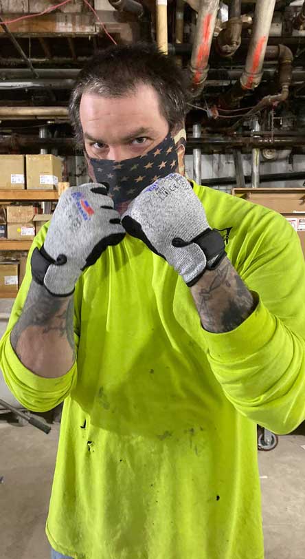 https://tuffhandsgloves.com/images/hp/fb/1.jpg